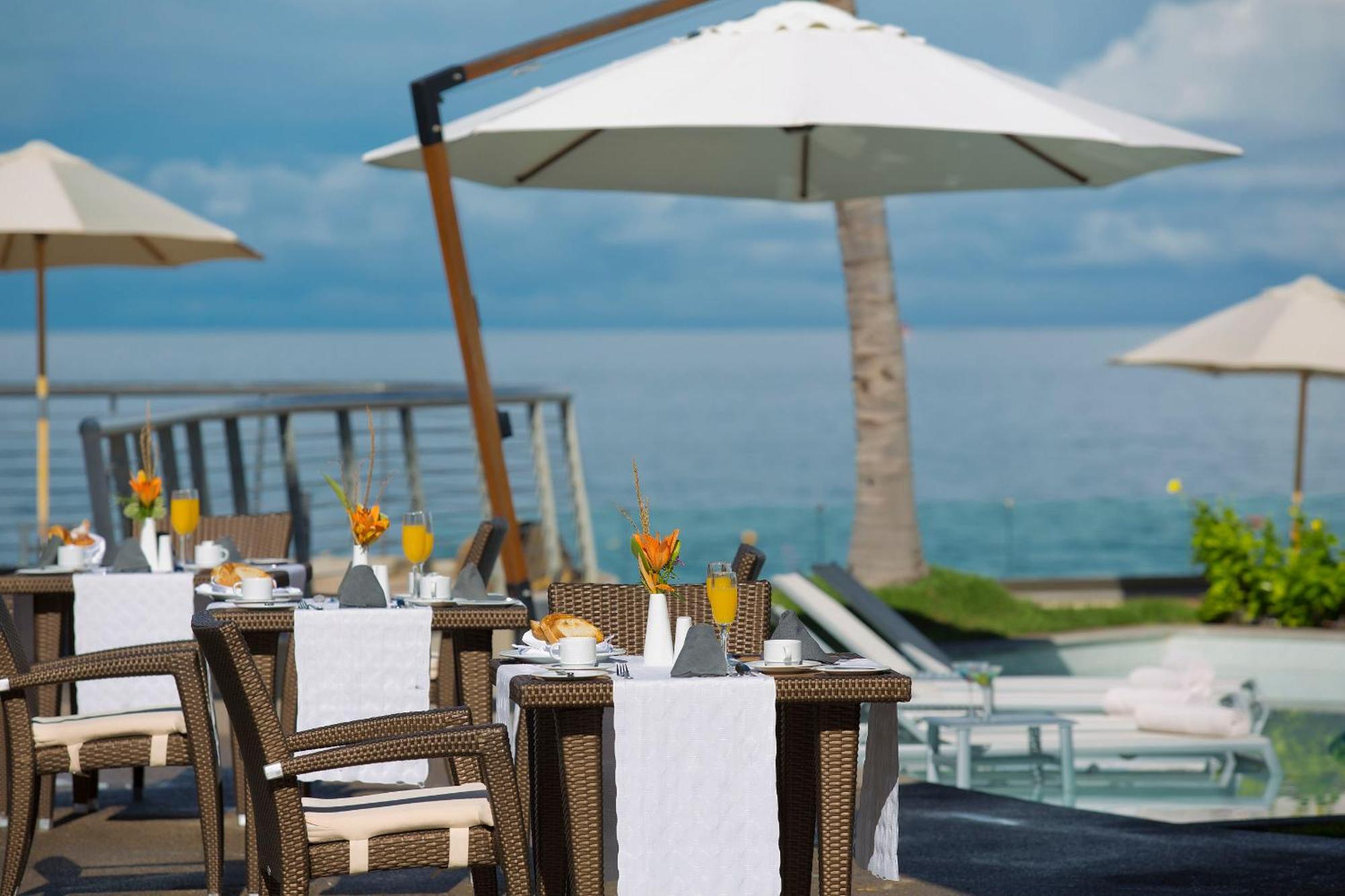 Sunset Plaza Beach Resort Puerto Vallarta All Inclusive Экстерьер фото