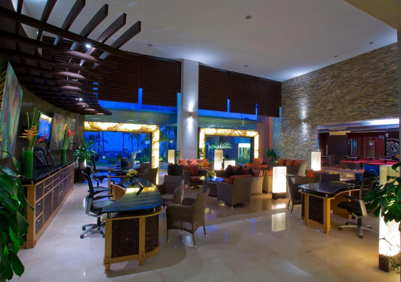 Sunset Plaza Beach Resort Puerto Vallarta All Inclusive Экстерьер фото